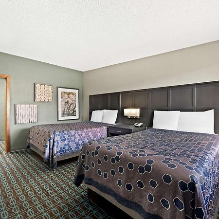 Knights Inn Montgomeryville Ngoại thất bức ảnh
