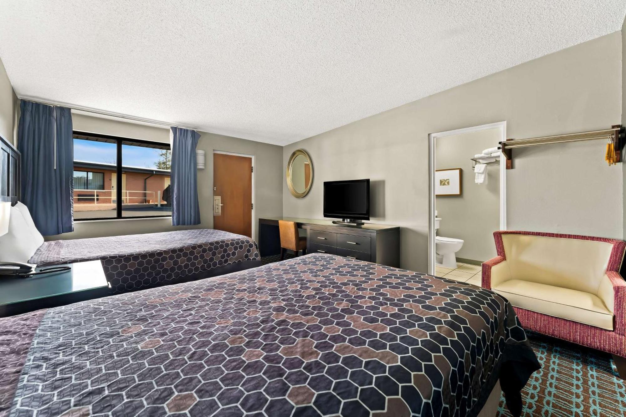 Knights Inn Montgomeryville Ngoại thất bức ảnh