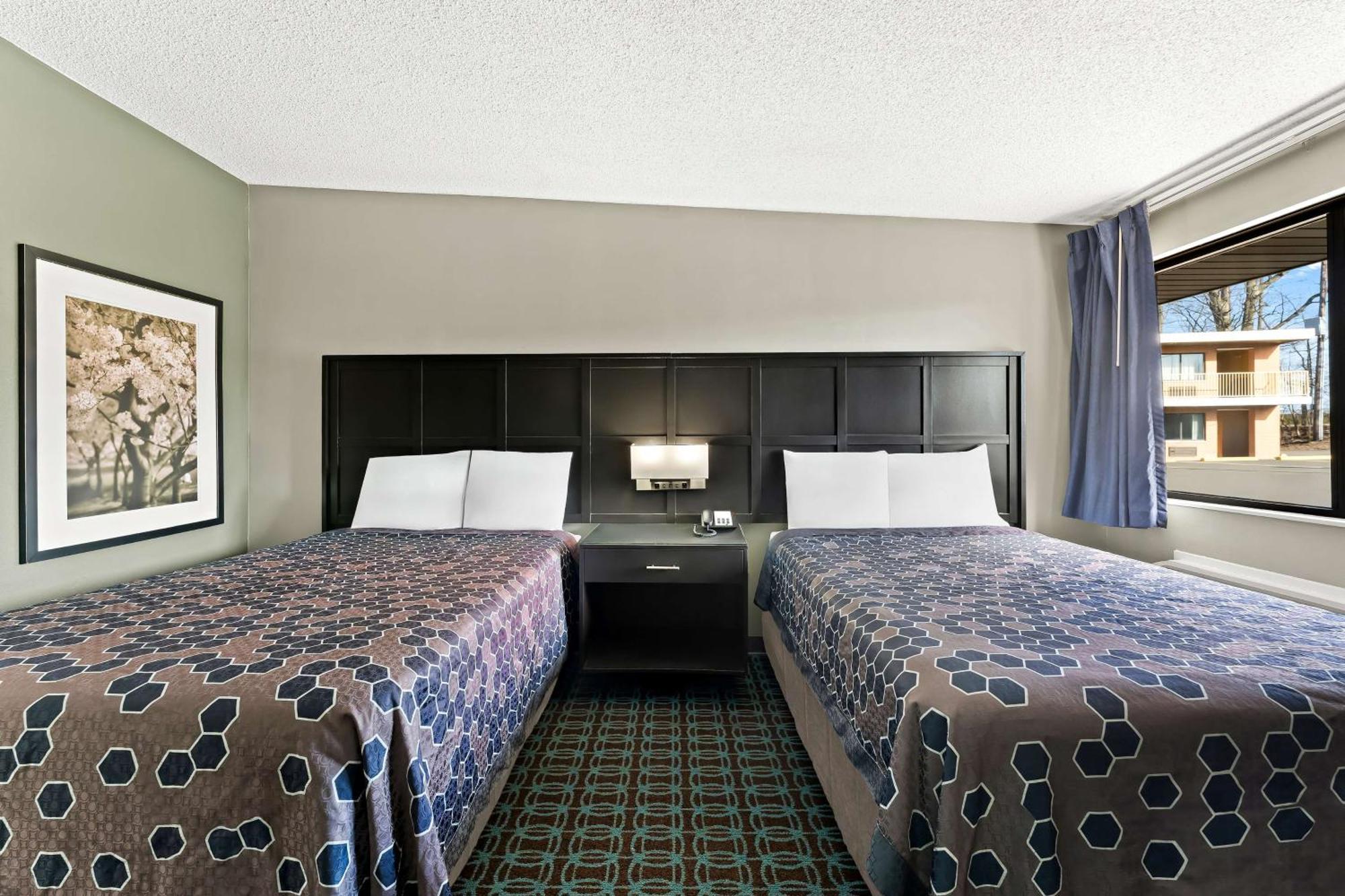 Knights Inn Montgomeryville Ngoại thất bức ảnh