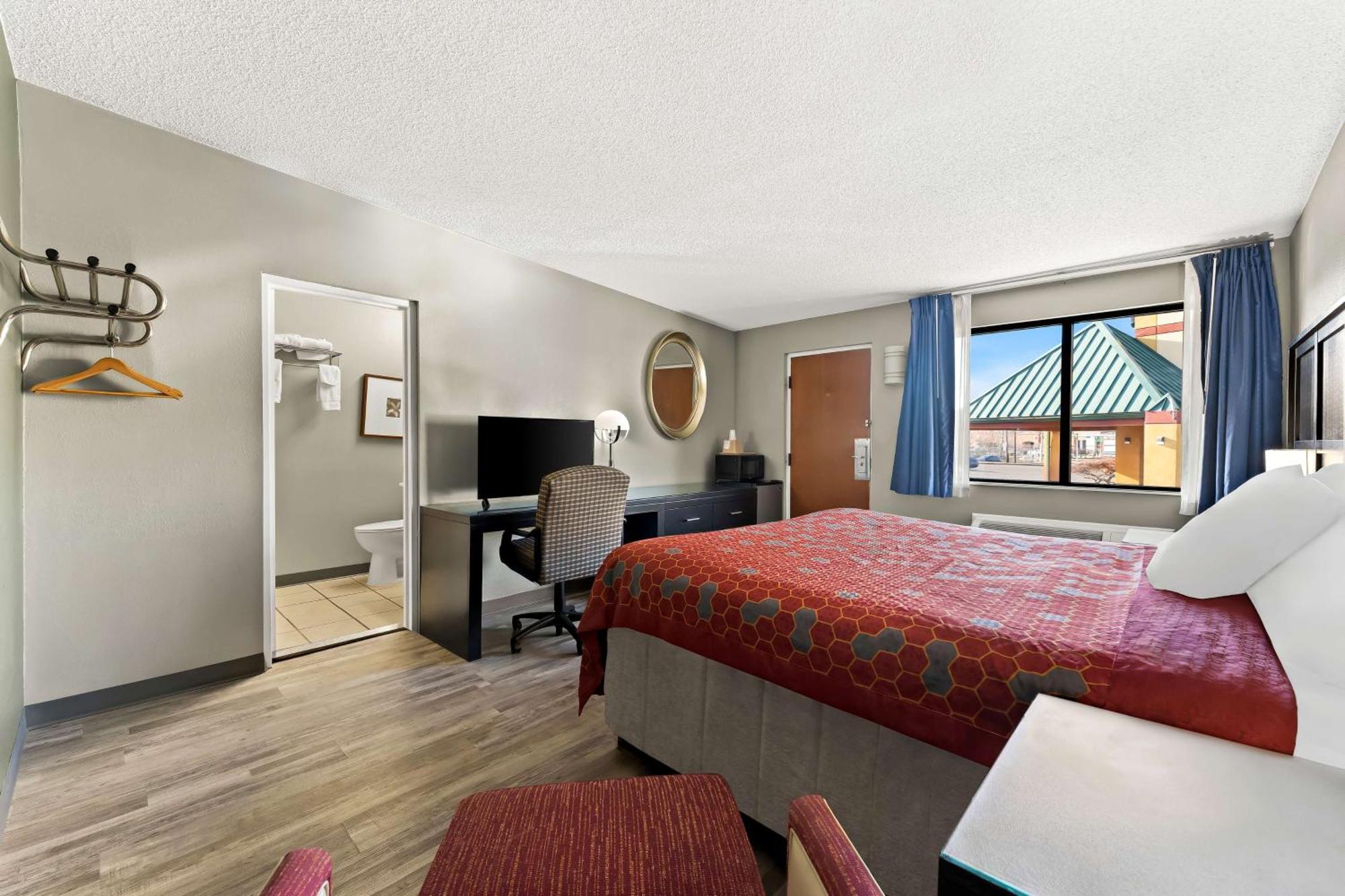 Knights Inn Montgomeryville Ngoại thất bức ảnh
