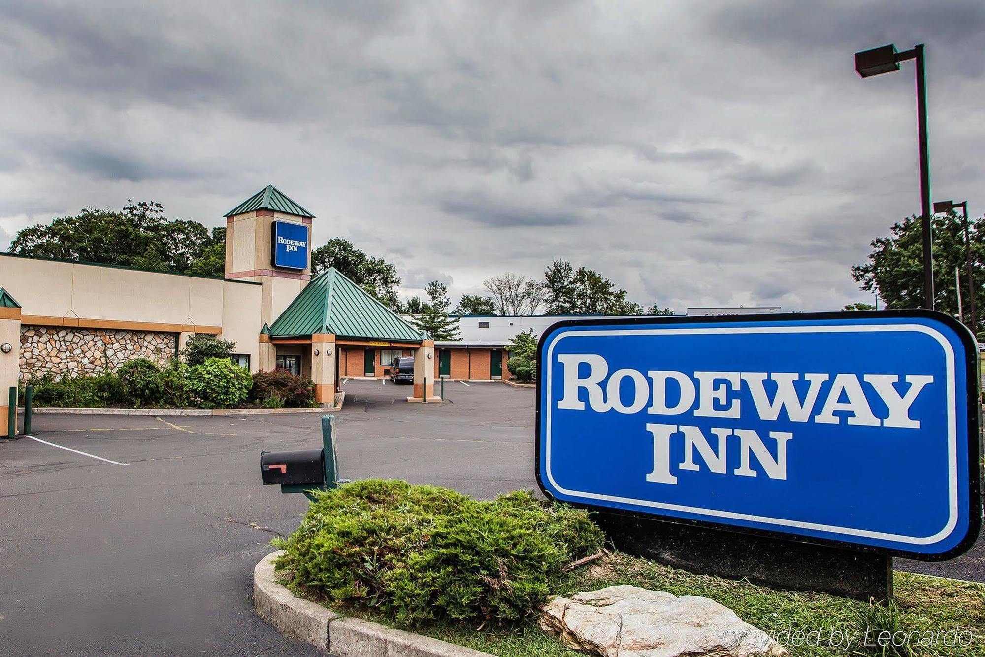 Rodeway Inn Conference Center Montgomeryville Ngoại thất bức ảnh