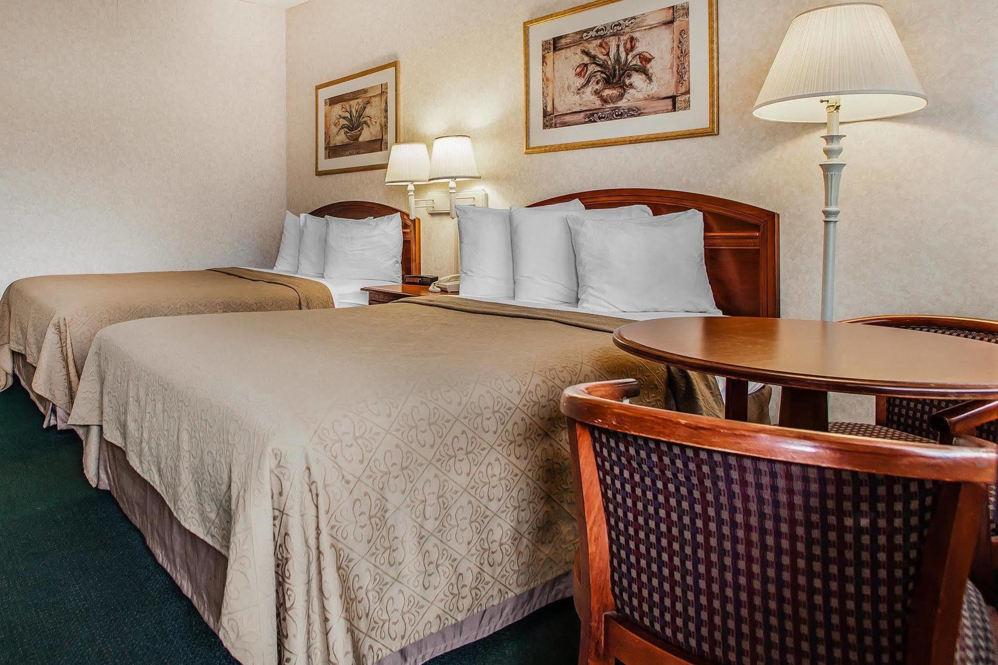 Knights Inn Montgomeryville Ngoại thất bức ảnh